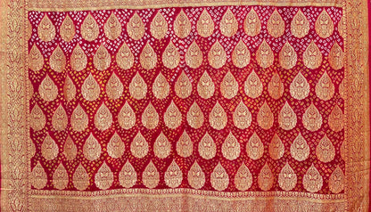 Sunset Splendor: Faishana's Vibrant 2D Yellow and Orange Katan Georgette Bandhej Zari Kadhwa Jaal Chunri Booti with Kadhwa Contrasting Red Pallu and Blouse Saree