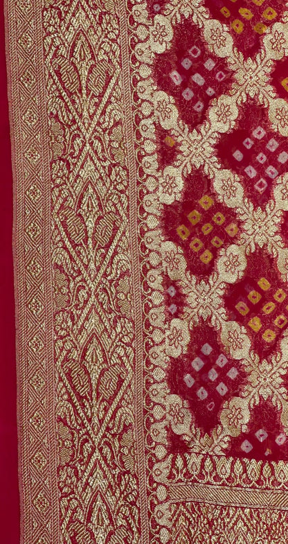 Sunset Splendor: Faishana's Vibrant 2D Yellow and Orange Katan Georgette Bandhej Zari Kadhwa Jaal Chunri Booti with Kadhwa Contrasting Red Pallu and Blouse Saree