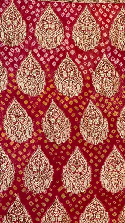 Sunset Splendor: Faishana's Vibrant 2D Yellow and Orange Katan Georgette Bandhej Zari Kadhwa Jaal Chunri Booti with Kadhwa Contrasting Red Pallu and Blouse Saree