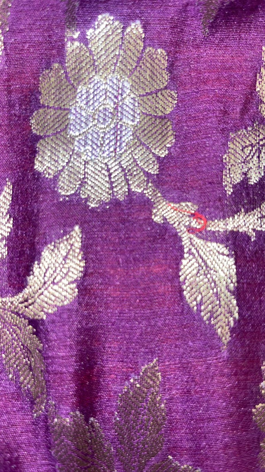 Faishana Pure Handloom Purple Saree with Floral Zari Jaal Contrast 2D Color Anchal and Pink Blouse