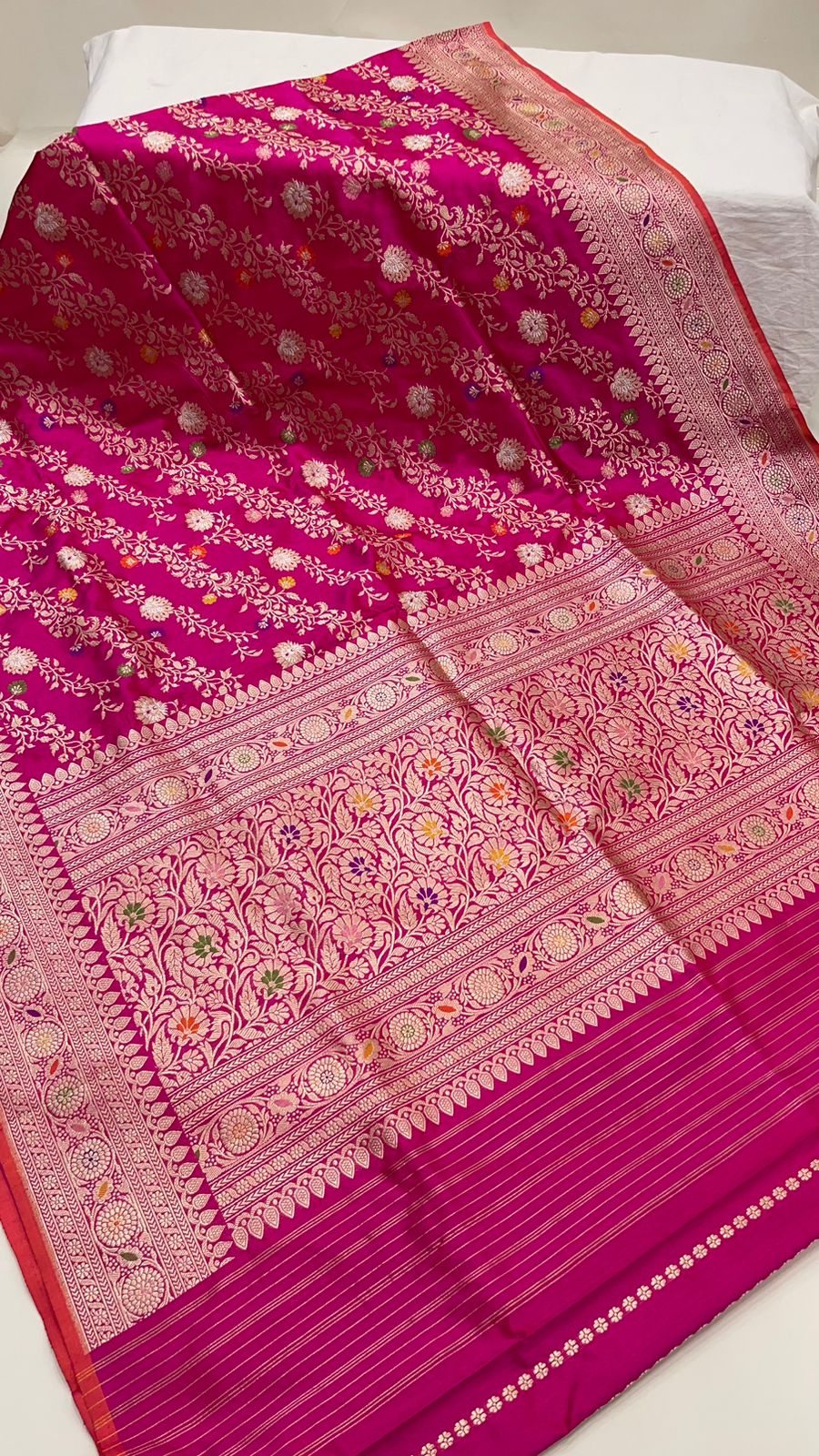 Faishana Pure Silk Handloom Katan Silk Pink Aada Kadhwa Meenakari Jangla Kadhwa Border with Pink Blouse