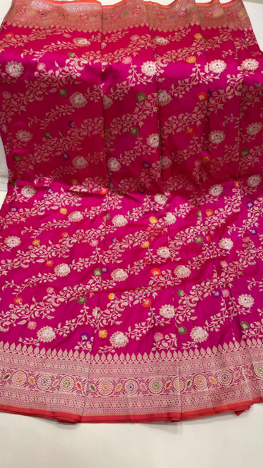 Faishana Pure Silk Handloom Katan Silk Pink Aada Kadhwa Meenakari Jangla Kadhwa Border with Pink Blouse