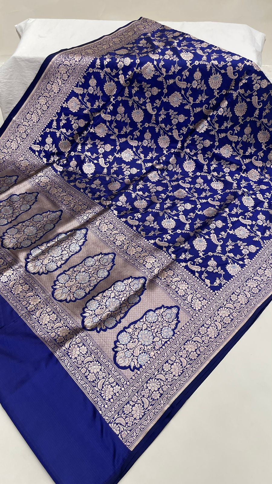 Faishana Pure Silk Handloom Royal Blue Uppada Saree with Silver Zari Mina Kadhwa Weaving Zari Jaal Border White Mina Anchal and Blue Kadhwa Blouse