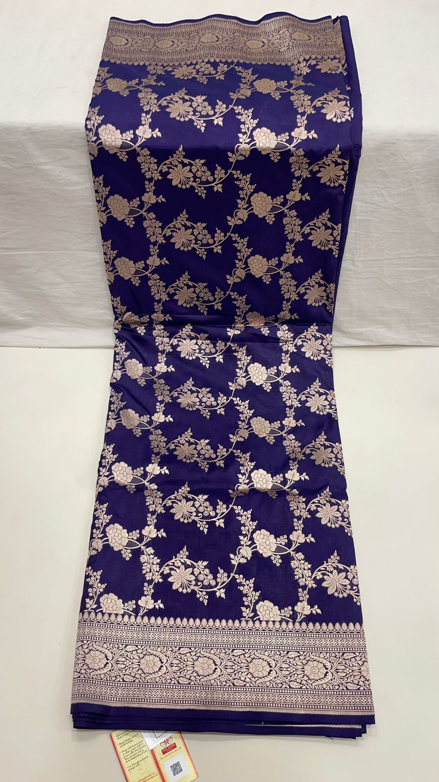 Faishana Pure Silk Handloom Uppada Navy Blue with Silver Zari Kadhwa Jaal Rich Pallu and Kadhwa Blouse Banarasi Saree