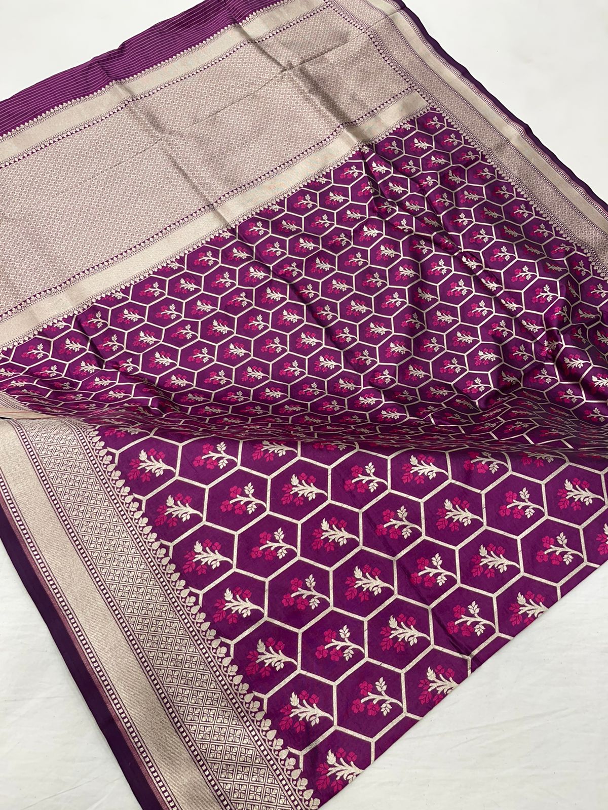 Faishana Presents Pure Handloom Magenta Uppada Silk Floral Pink Meena Jaal Design with Magenta Kadhwa Blouse Saree