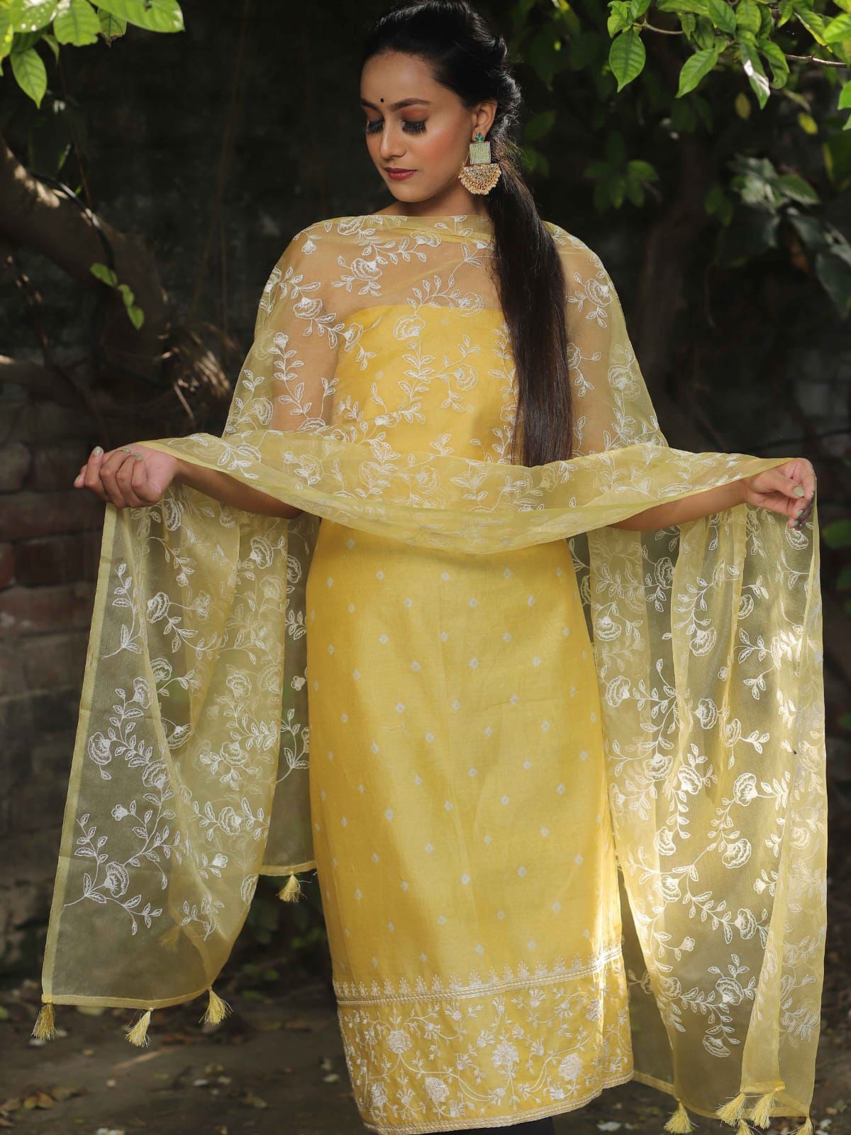 Yellow Organza Silk Embroidery Banarasi 3 Pcs Suit Set 1200Skl_OG1