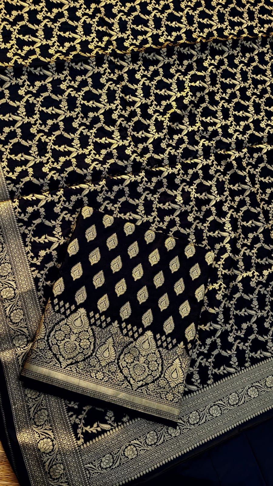 Black Katan Silk Floral Zari Booti Banarasi With Floral Jaal Dupatta Suit Set 1000SKL_PK2