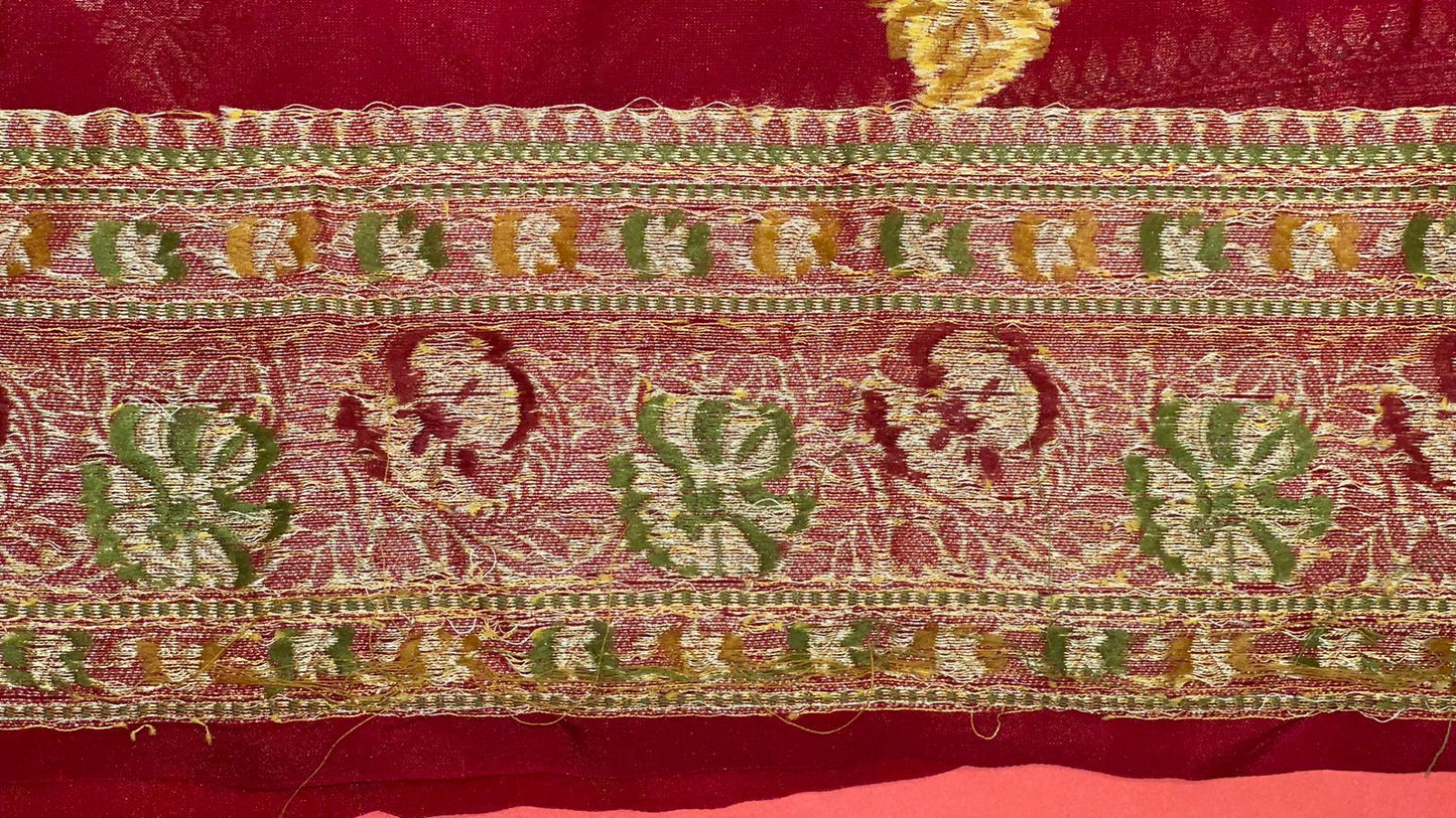 Faishana Presents Handloom Red Chiffon Resham Mina Zari Booti Kadiyal Anchal with Banarasi Mina Border and Red Blouse