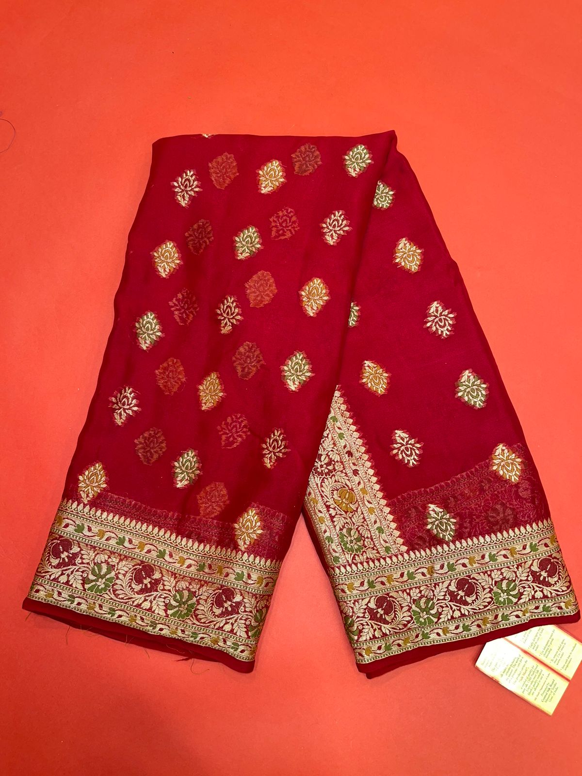 Faishana Presents Handloom Red Chiffon Resham Mina Zari Booti Kadiyal Anchal with Banarasi Mina Border and Red Blouse