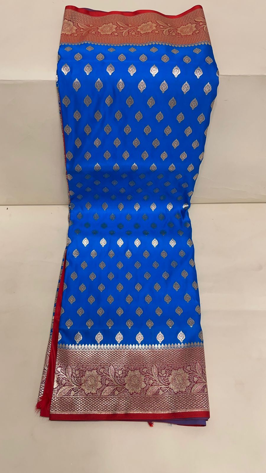 Faishana Presents Blue Katan Silk Floral Zari Booti with Contrast Red 2D Silver Zari Border with Red Blouse