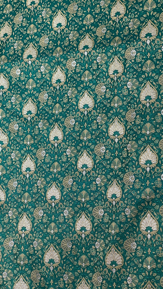 Faishana Presents Sea Green Tanchoi Satin Silk Alfi Mina Zari Booti with Silver Zari Big Boota Pallu and Silver Zari Border Banarasi saree with Sea Green Blouse