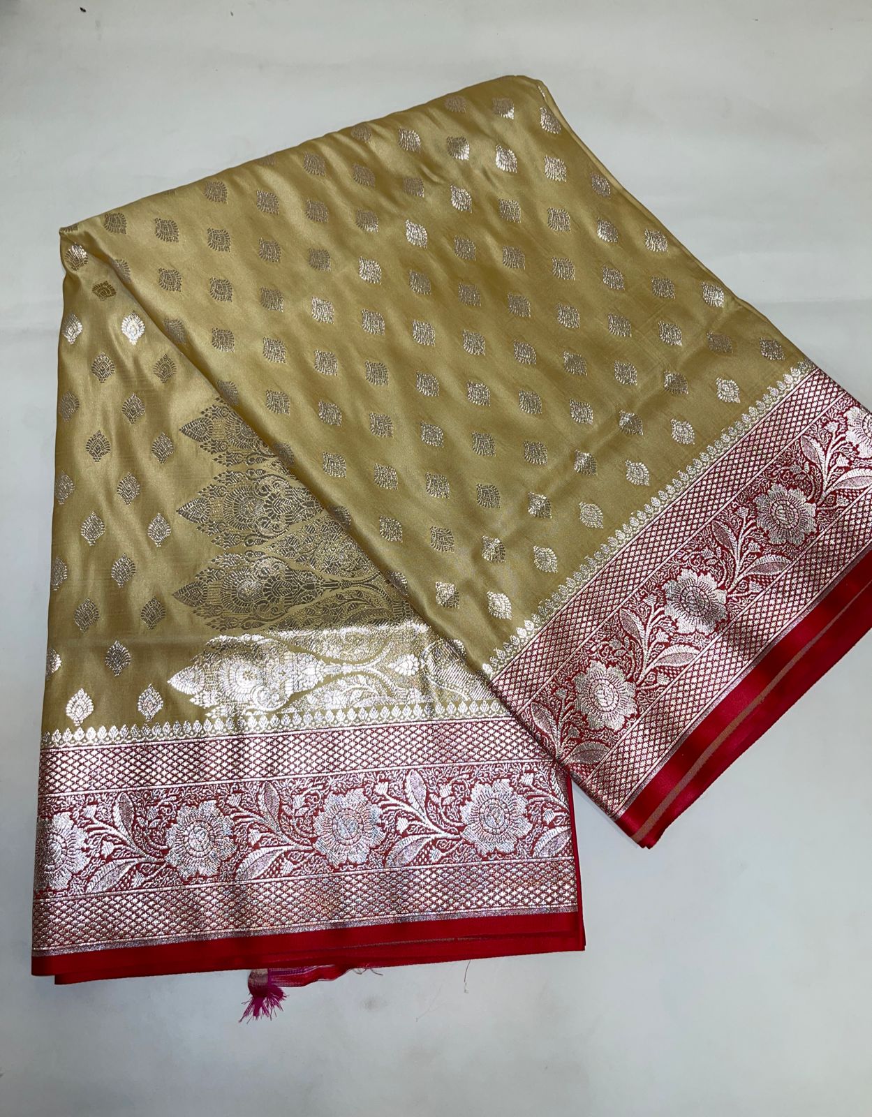 Faishana Presents Olive Katan Silk Floral Zari Booti with Contrast Red 2D Silver Zari Border with Red Blouse