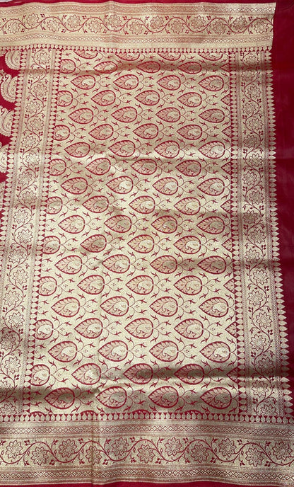 Faishana Presents Maroon Satin Silk Diagonal Zari Jaal Banarasi saree with Maroon Blouse