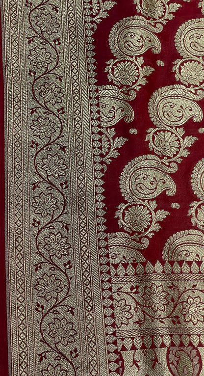 Faishana Presents Maroon Satin Silk Diagonal Zari Jaal Banarasi saree with Maroon Blouse