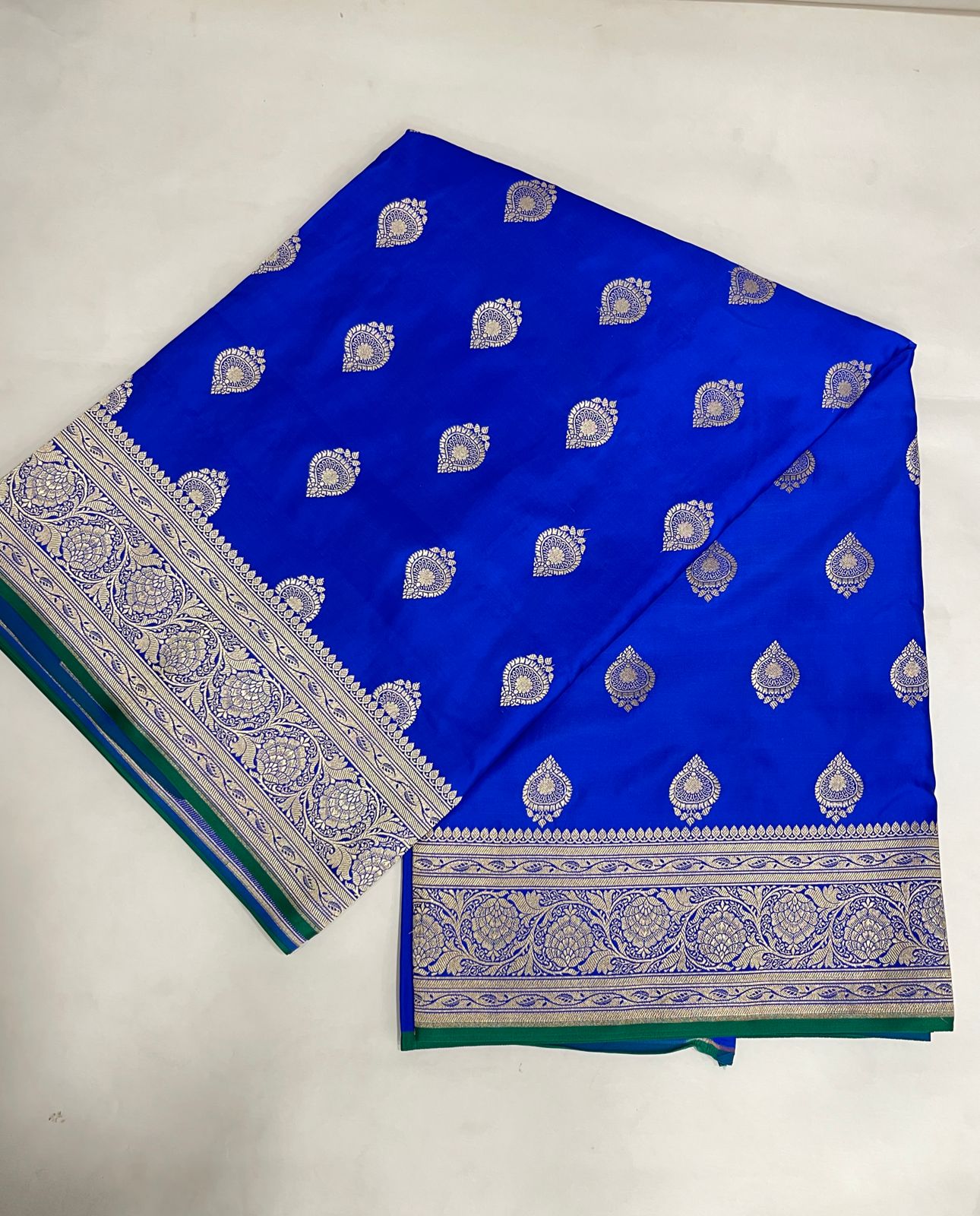 Faishana Presents Royal Blue Katan Silk Silver Zari Booti and Floral Zari Jaal Border and Heavy Pallu Banarasi saree with Blue Blouse
