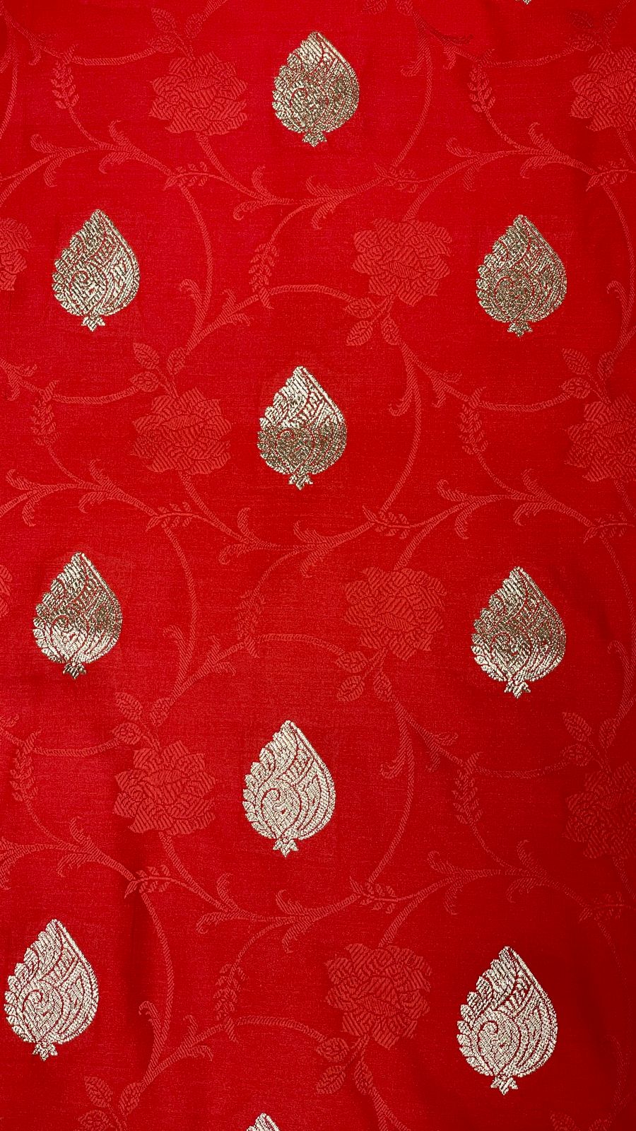 Faishana Presents Red Satin Silk Silver Zari Booti Mina Jaal Banarasi saree and Contrast Blue Silver Zari Boota Pallu with Blue Blouse