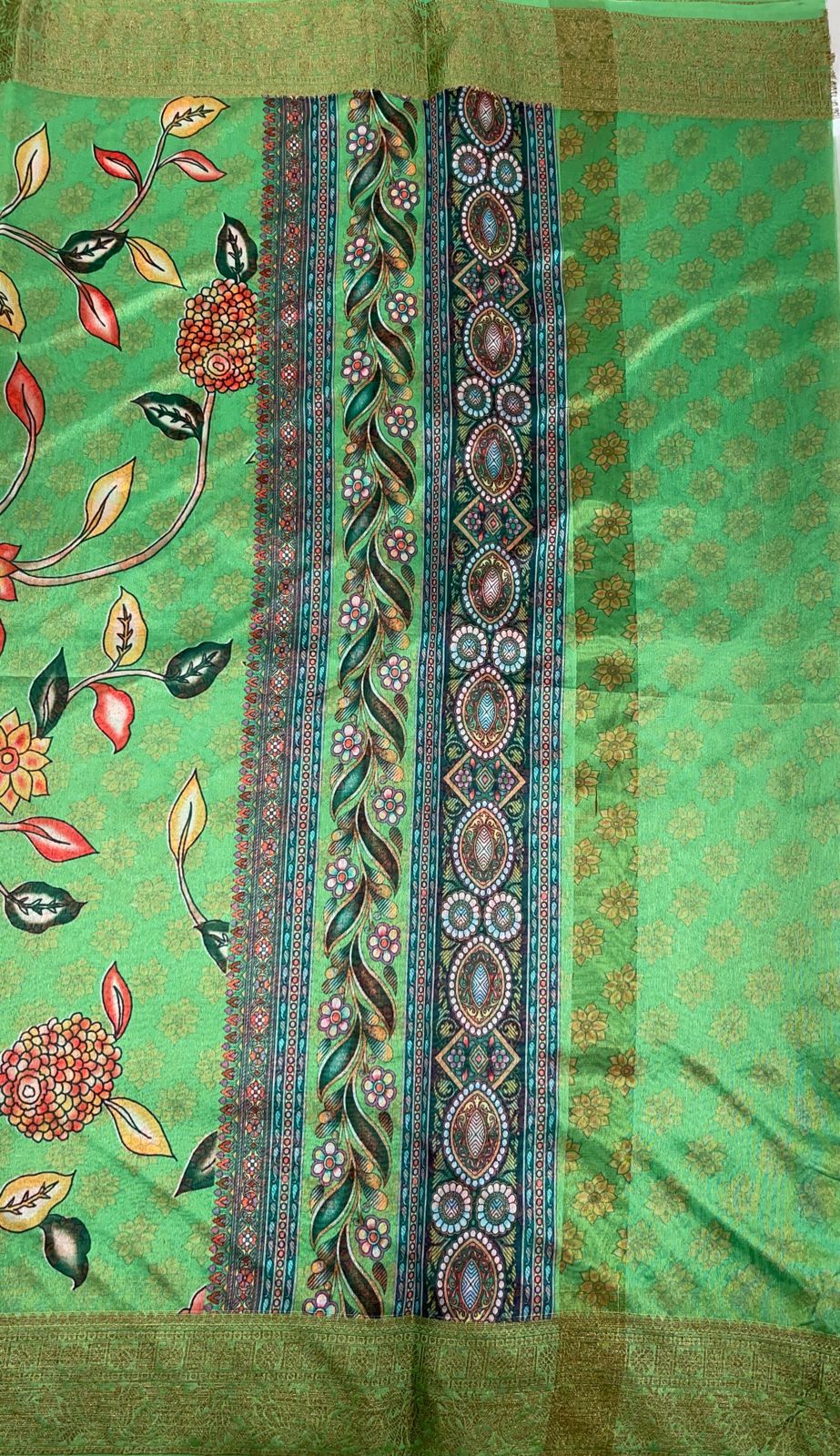 Faishana Presents Green Warm Silk Floral Alfi Jaal Digital Print Copper Zari Border Banarasi Saree with Green Chunri Booti Blouse