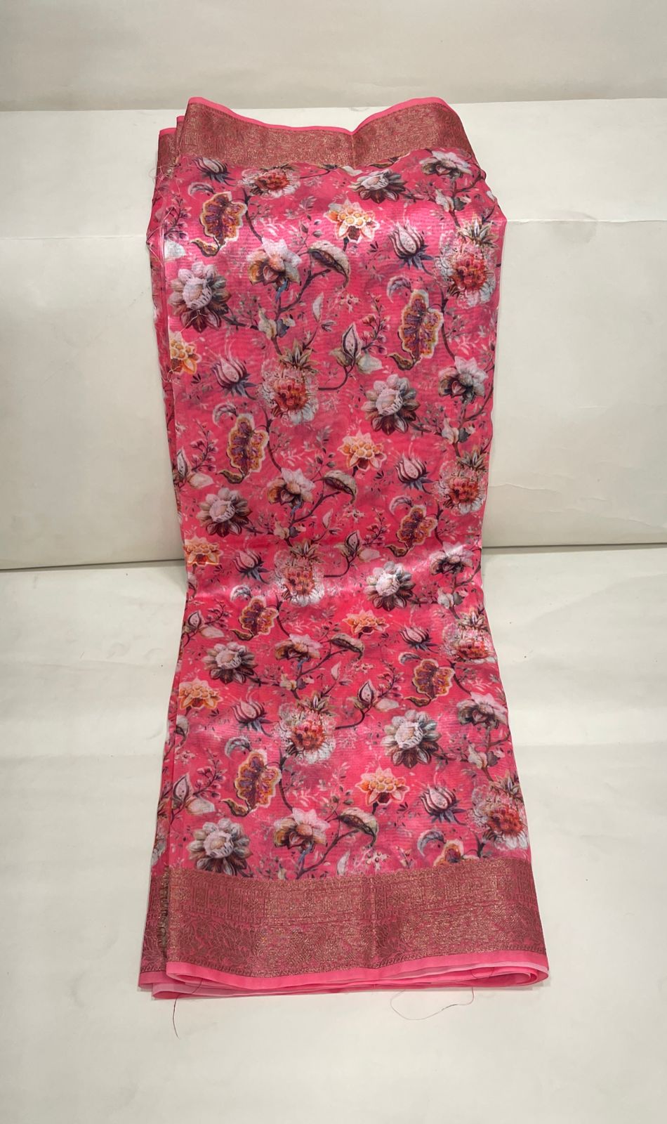 Faishana Presents Pink Warm Silk Floral Digital Print Copper Zari Border Banarasi Saree with Floral Print Booti Pink Blouse