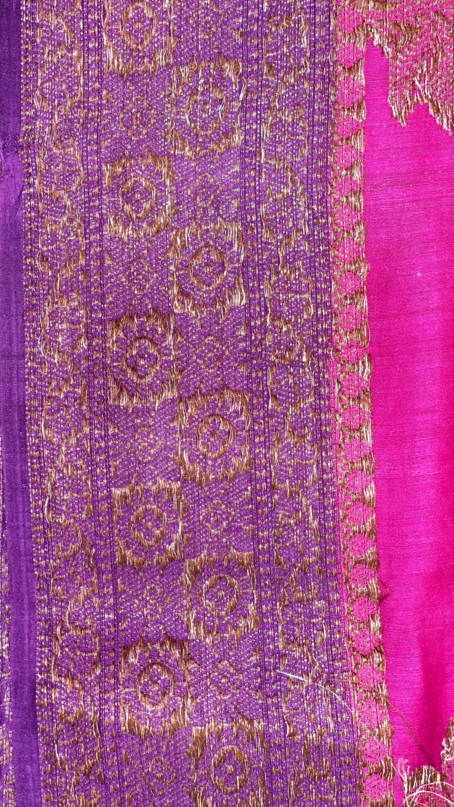 Faishana Pure Handloom Magenta Munga Silk Floral Mina Zari Boota with Contrast Violet Minakari Pallu and Violet Blouse Piece