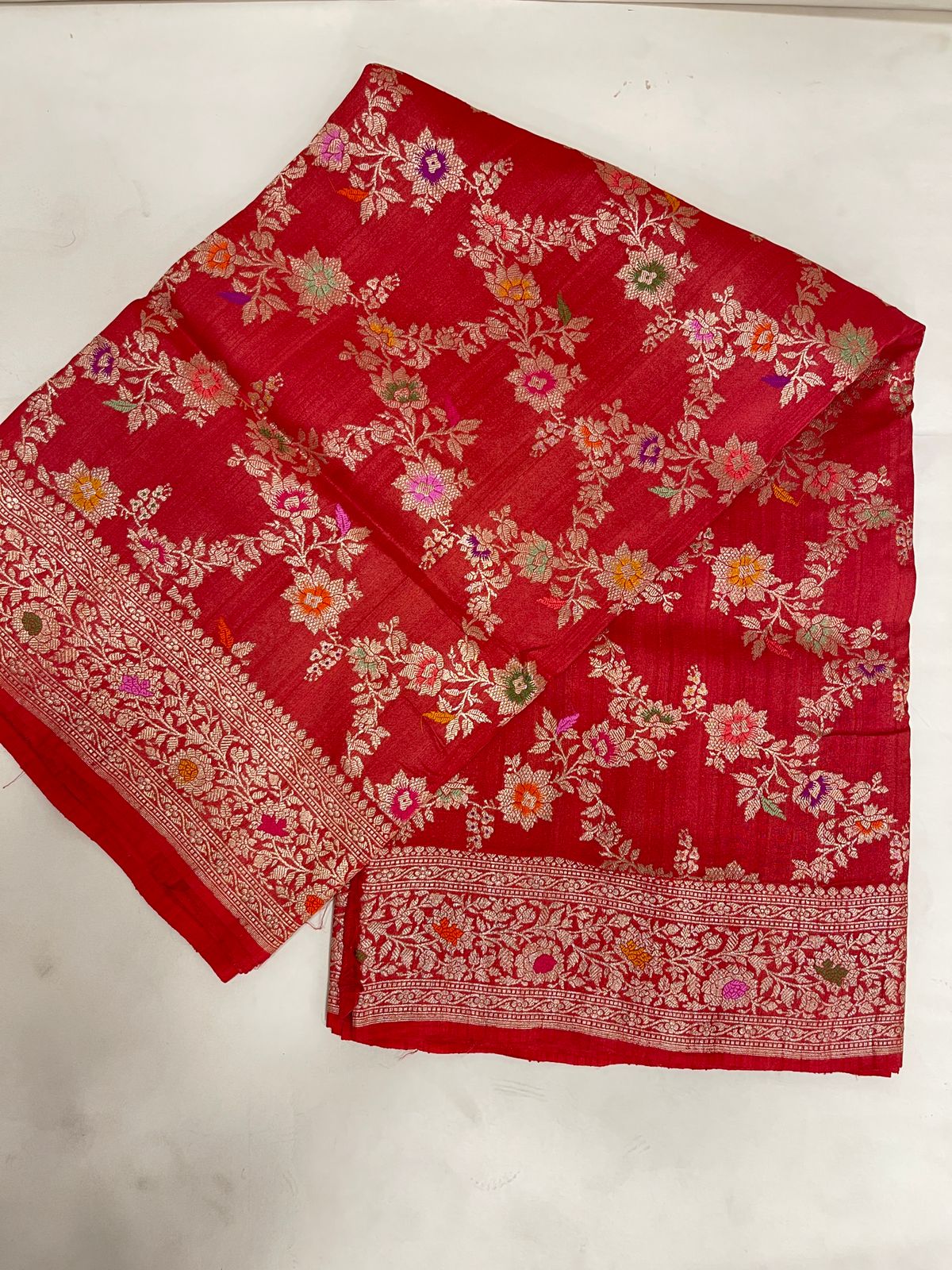 Faishana Pure Handloom Orange Tussar Silk Tilfi Zari Minakari Jaal Kadhwa Weave Minakari Pallu Banarasi Saree with Orange Blouse Piece