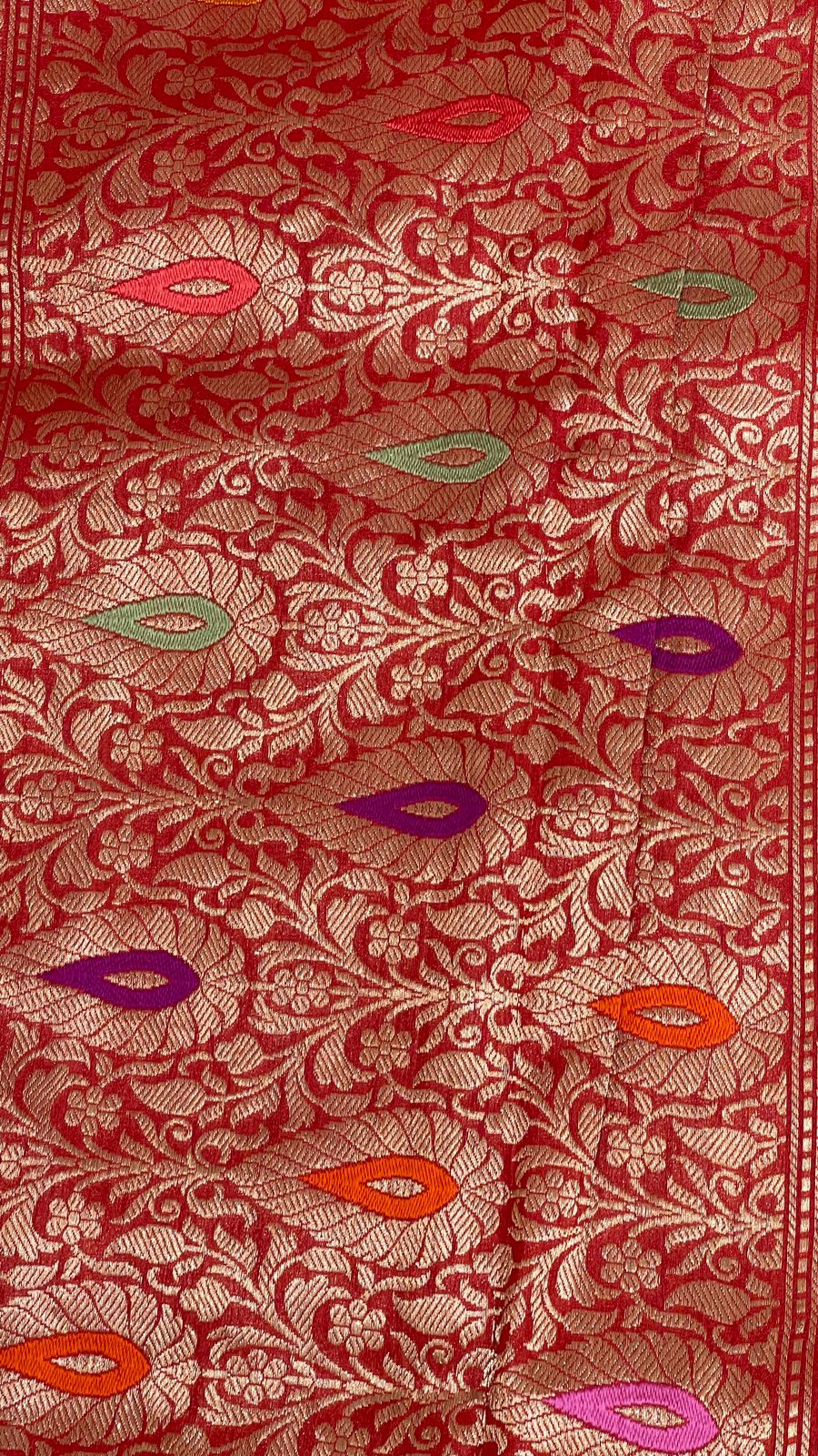 Faishana Pure Handloom Orange Tussar Silk Tilfi Zari Minakari Jaal Kadhwa Weave Minakari Pallu Banarasi Saree with Orange Blouse Piece