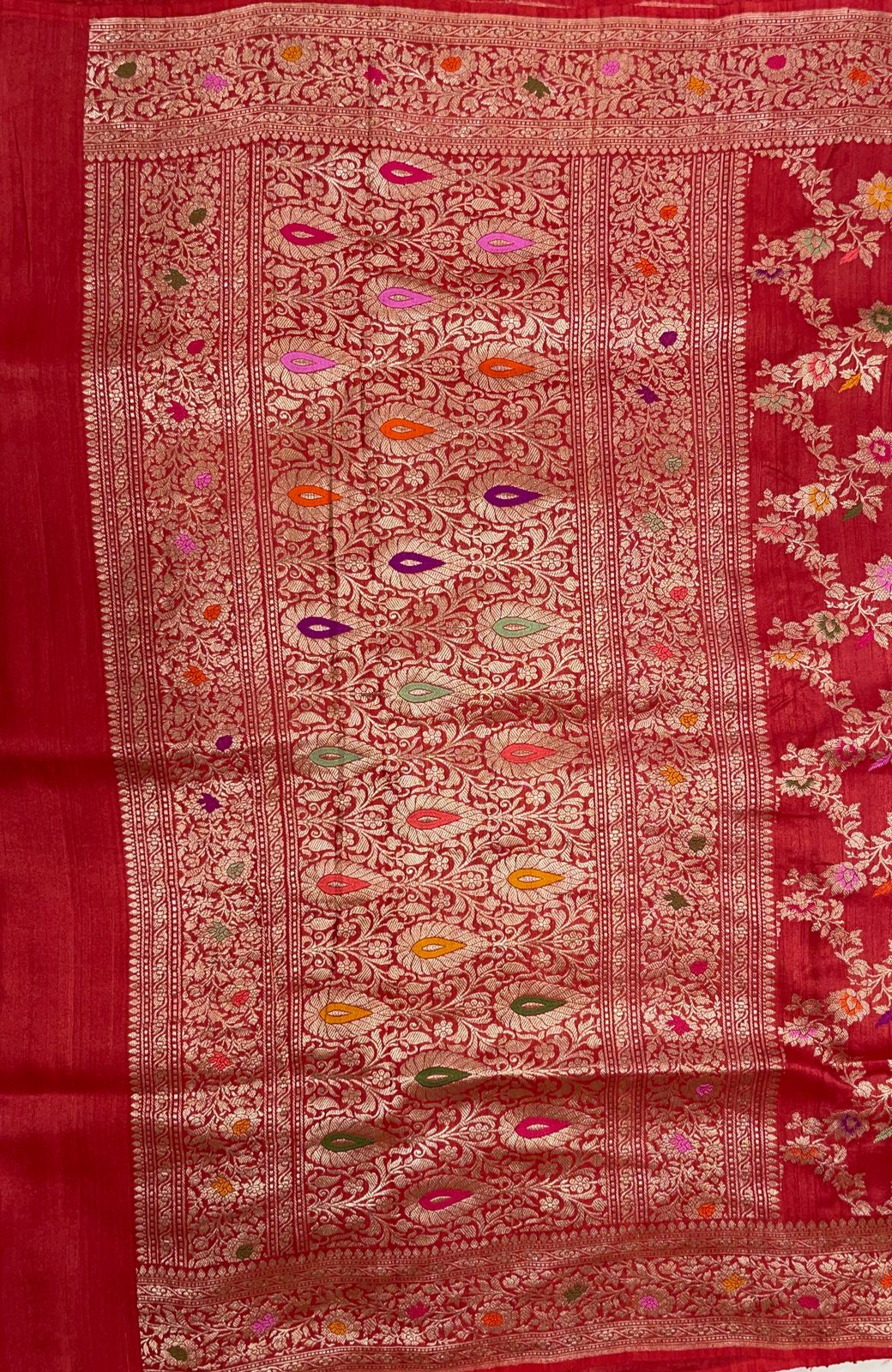 Faishana Pure Handloom Orange Tussar Silk Tilfi Zari Minakari Jaal Kadhwa Weave Minakari Pallu Banarasi Saree with Orange Blouse Piece