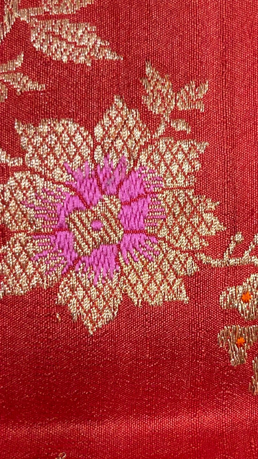 Faishana Pure Handloom Orange Tussar Silk Tilfi Zari Minakari Jaal Kadhwa Weave Minakari Pallu Banarasi Saree with Orange Blouse Piece