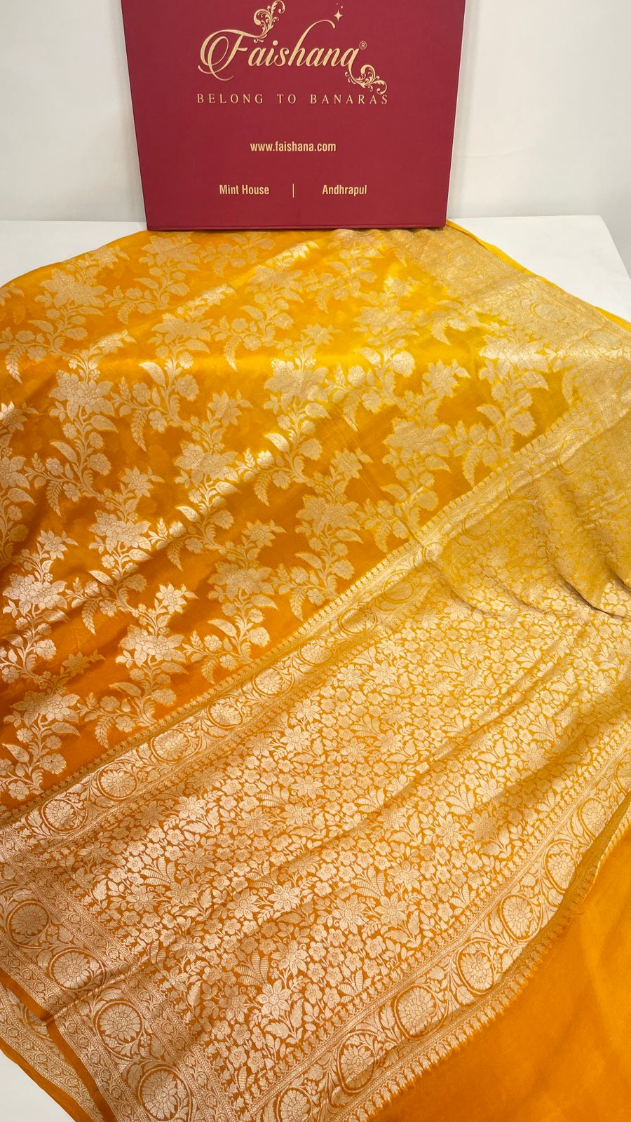 Faishana Pure Handloom Gold Contrast Chiffon Alfi Gold Zari Jaal and Banarasi Zari Border Saree with Gold Blouse