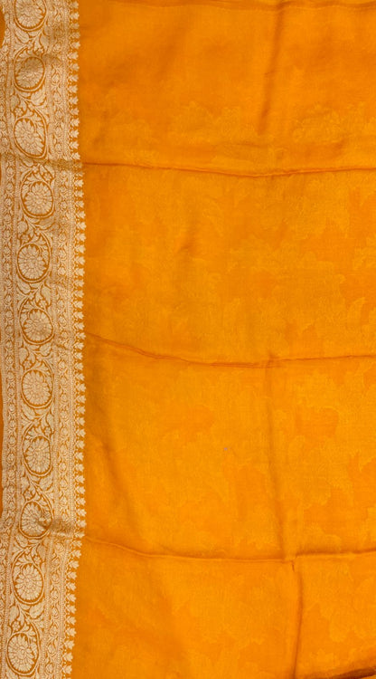 Faishana Pure Handloom Gold Contrast Chiffon Alfi Gold Zari Jaal and Banarasi Zari Border Saree with Gold Blouse