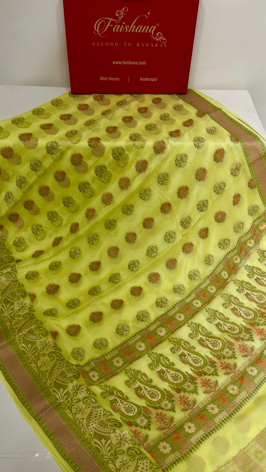 Faishana Pure Handloom Yellow Chiffon Floral Zari Mina Booti Skirt Floral Mina Zari Border and Big Boota Pallu with Yellow Blouse