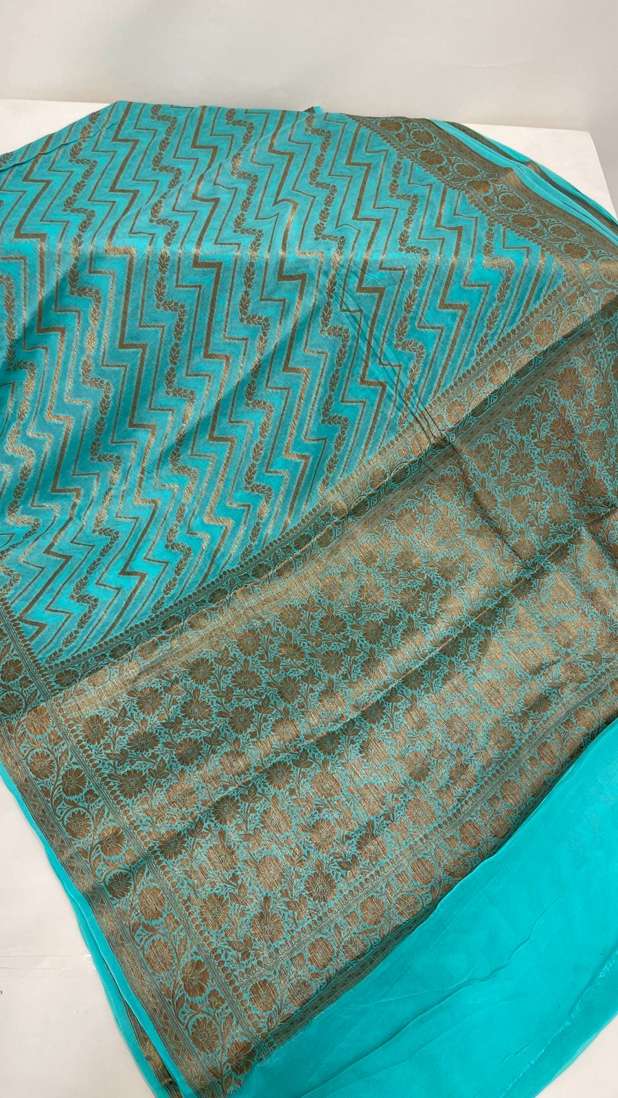 Faishana Pure Handloom Sea Green Chiffon Copper Zari Zig-Zag with Floral Copper Zari Jaal Anchal and Zari Border with Sea Green Blouse