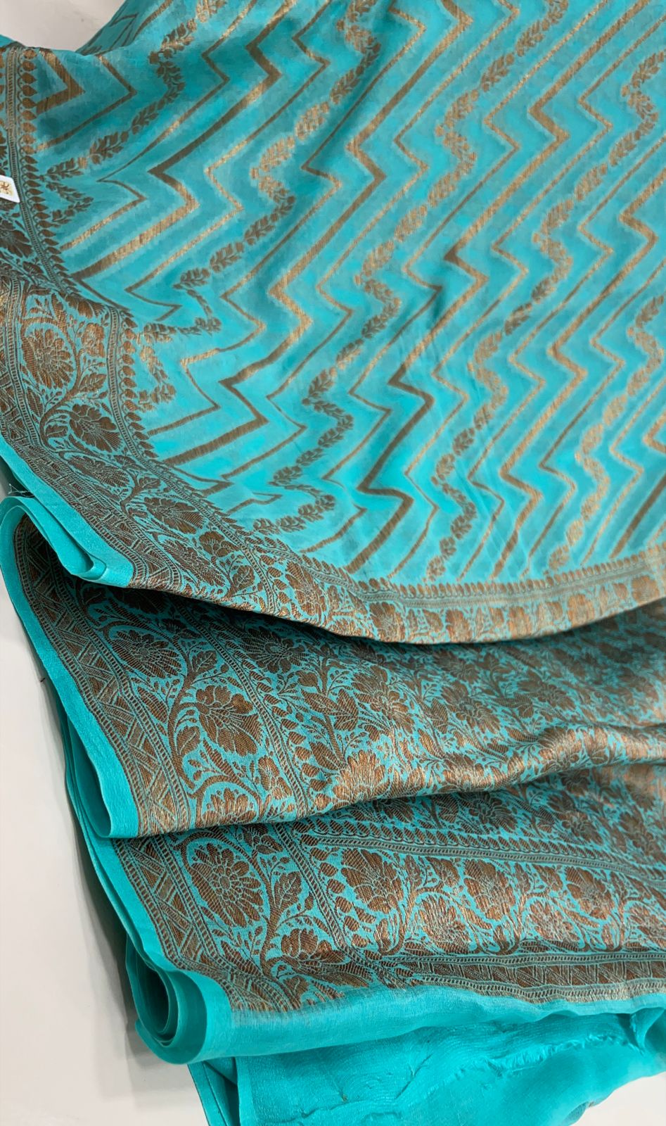 Faishana Pure Handloom Sea Green Chiffon Copper Zari Zig-Zag with Floral Copper Zari Jaal Anchal and Zari Border with Sea Green Blouse