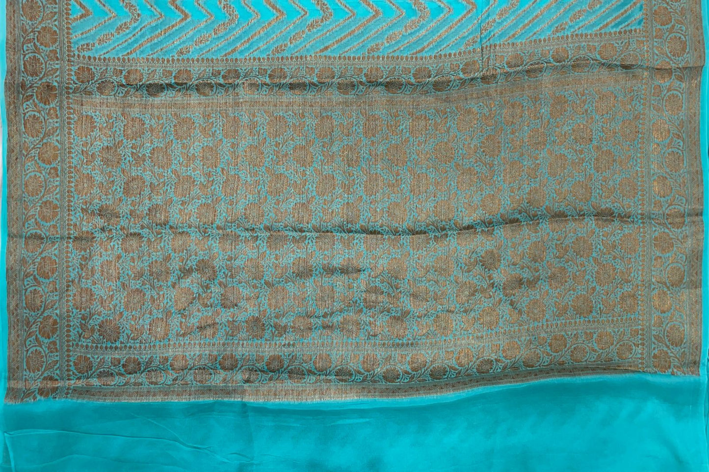 Faishana Pure Handloom Sea Green Chiffon Copper Zari Zig-Zag with Floral Copper Zari Jaal Anchal and Zari Border with Sea Green Blouse