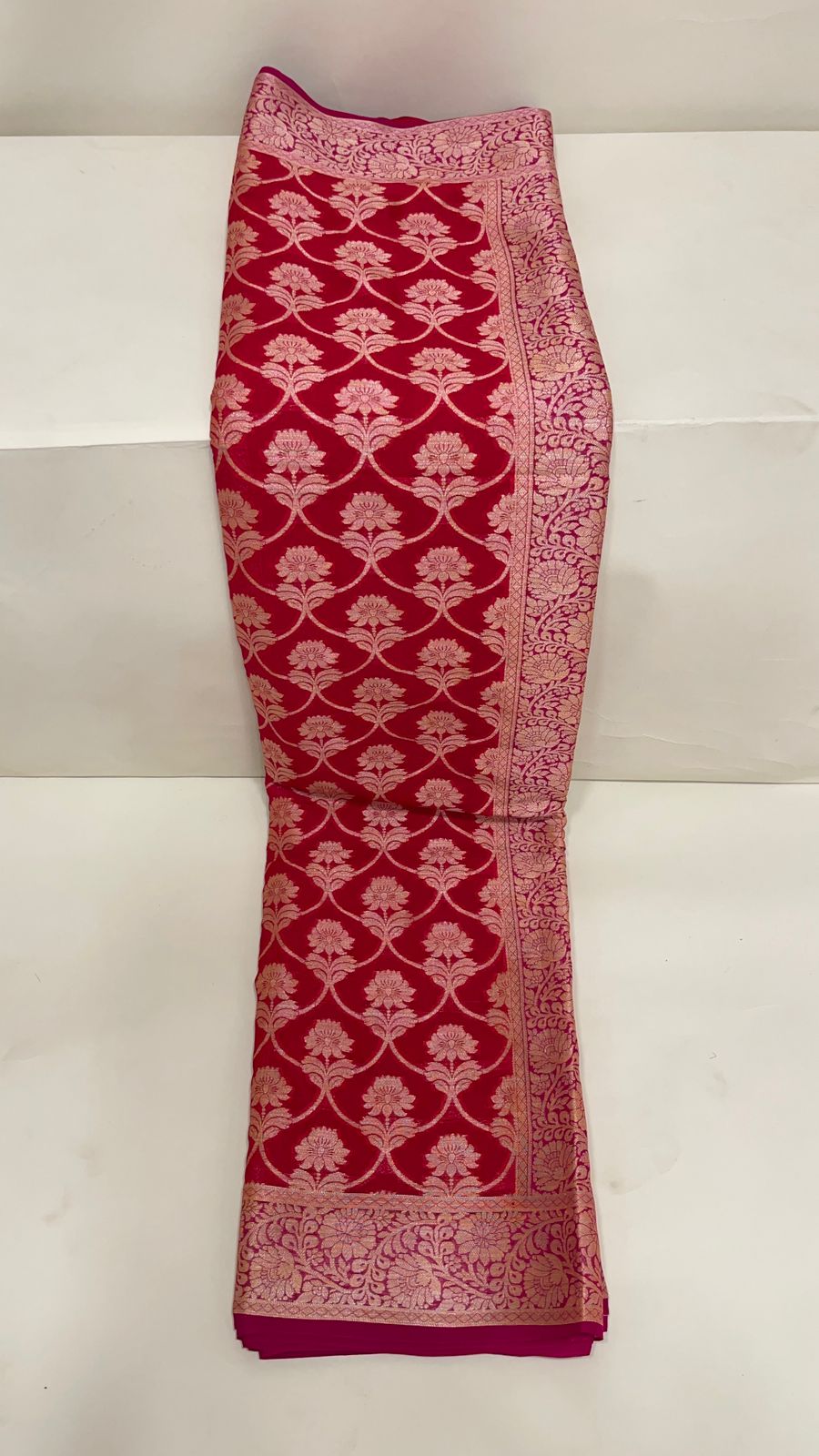 Faishana Pure Handloom Dark Pink Chiffon Golden Zari Floral Booti Jaal with Contrast Magenta Zari Booti Anchal and Zari Border with Magenta Blouse