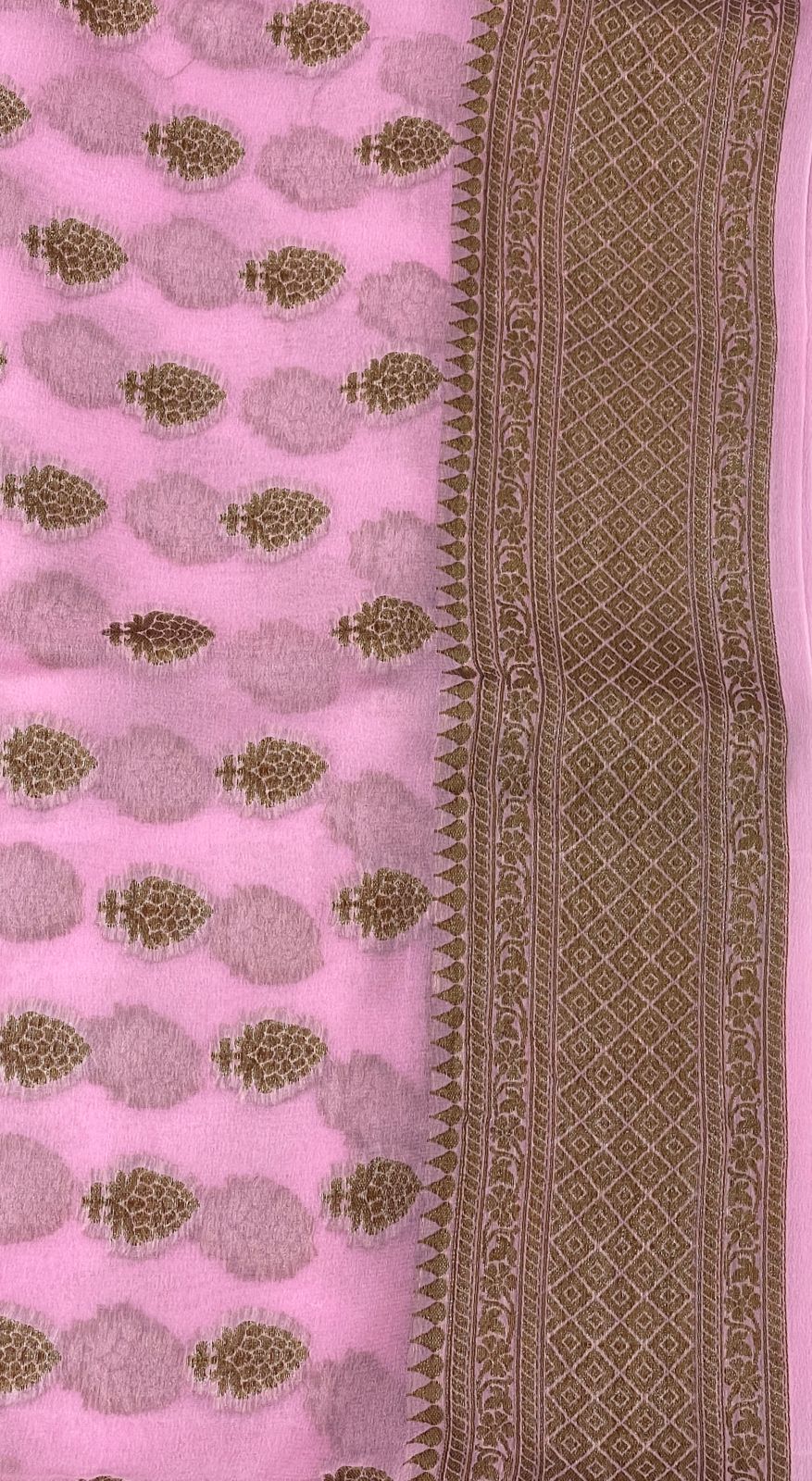 Faishana Pure Handloom Baby Pink Chiffon Copper Zari Booti and Banarasi Copper Zari Border and Pallu with Pink Blouse&nbsp;