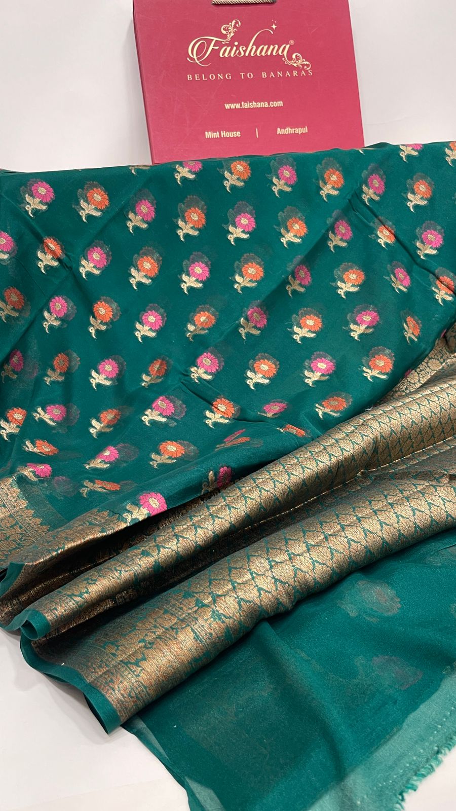 Faishana Pure Handloom Dark Green Chiffon Floral Mina Zari Booti with Copper Zari Border and Pallu and Dark Green Blouse