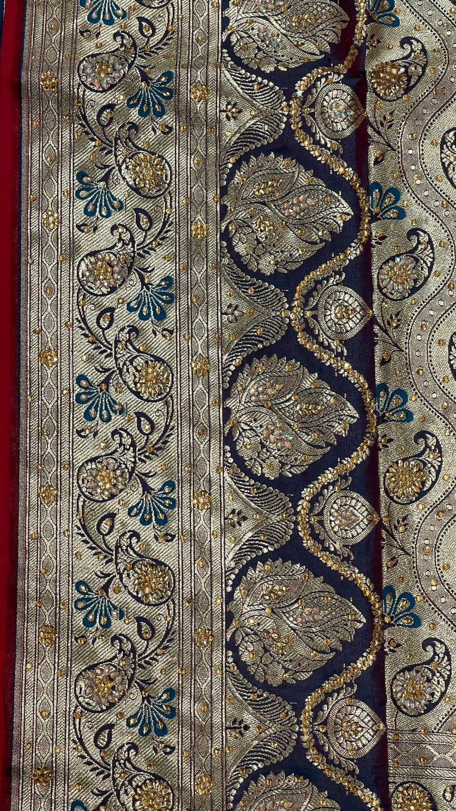 Faishana Presents Indigo Blue Stone Work Golden Zari Booti with Contrast Maroon Paisley Lehariya Pallu Zari Border with Maroon Blouse Banarasi Saree