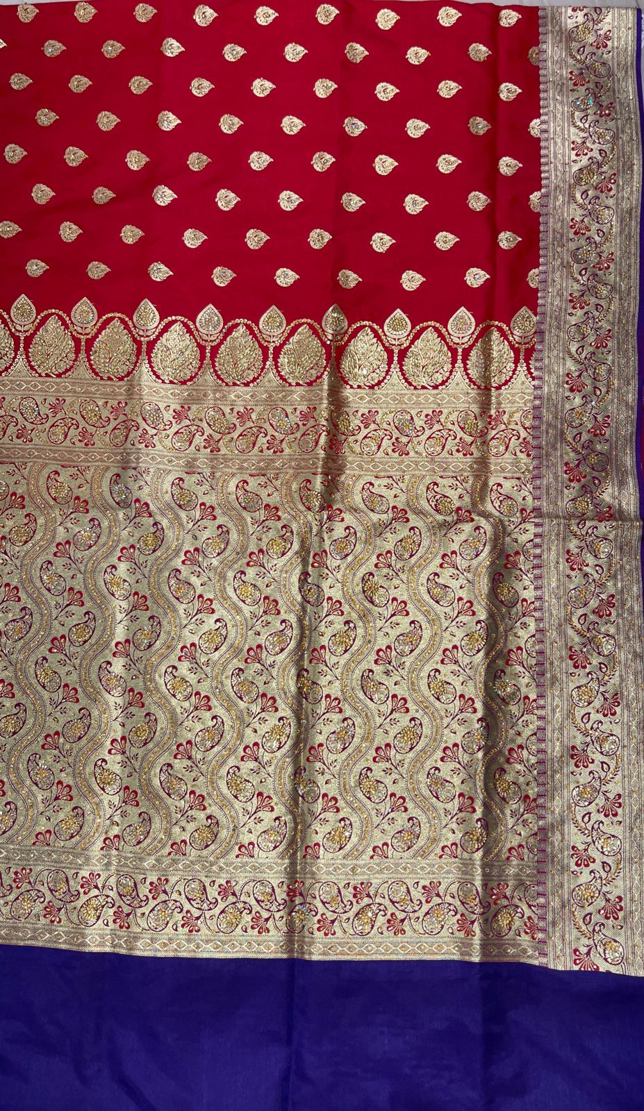 Faishana Presents Red Stone Work Golden Zari Booti with Contrast Blue Paisley Lehariya Pallu Zari Border with Blue Blouse Banarasi Saree
