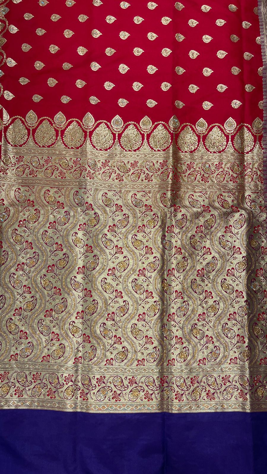 Faishana Presents Red Stone Work Golden Zari Booti with Contrast Blue Paisley Lehariya Pallu Zari Border with Blue Blouse Banarasi Saree