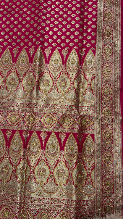 Faishana Presents Pink Stone Work Golden Zari Booti with Floral Heavy Pallu Zari Border and Pink Blouse Banarasi Saree