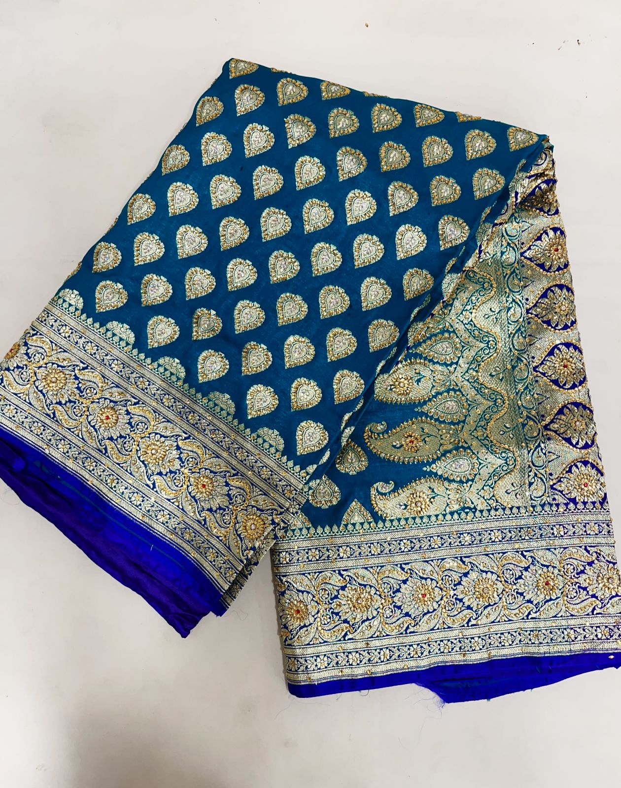Faishana Presents Green Stone Work Golden Zari Boota with Contrast Blue Pallu Zari Border and Blue Blouse Banarasi Saree