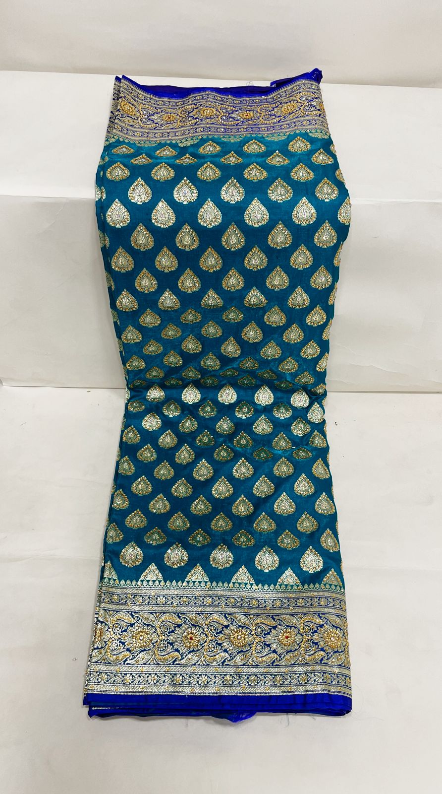 Faishana Presents Green Stone Work Golden Zari Boota with Contrast Blue Pallu Zari Border and Blue Blouse Banarasi Saree