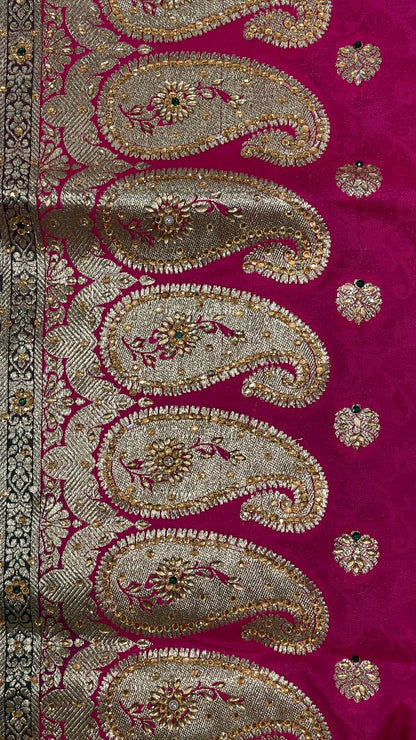 Faishana Presents Pink Stone Work Golden Zari Floral Booti with Contrast Green Paisley Pallu Zari Border and Green Blouse Banarasi Saree