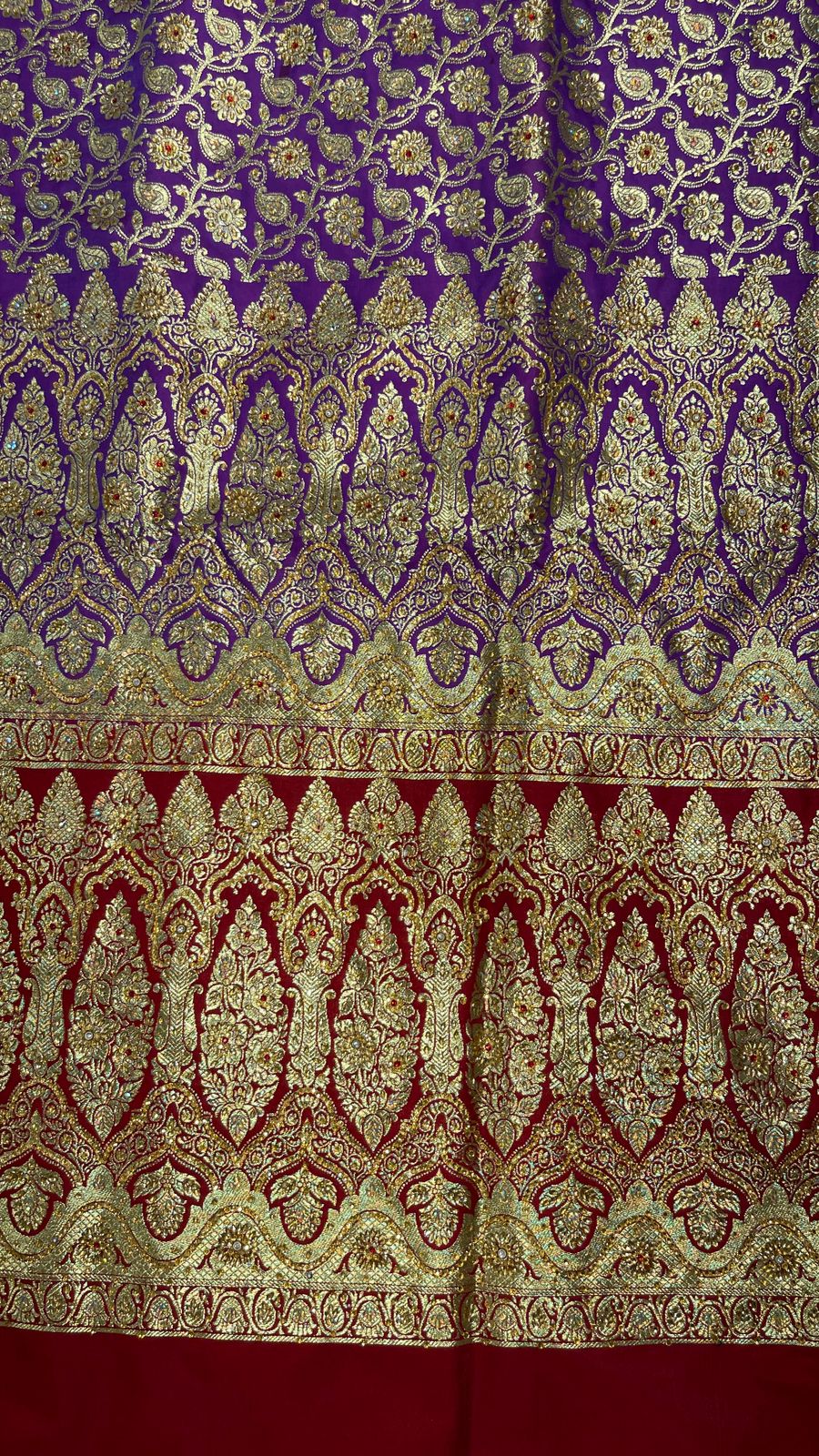 Faishana Presents Purple Stone Work Golden Zari Booti Floral Jaal with Paisely Contrast Red Boota Pallu Zari Border and Red Blouse Banarasi Saree
