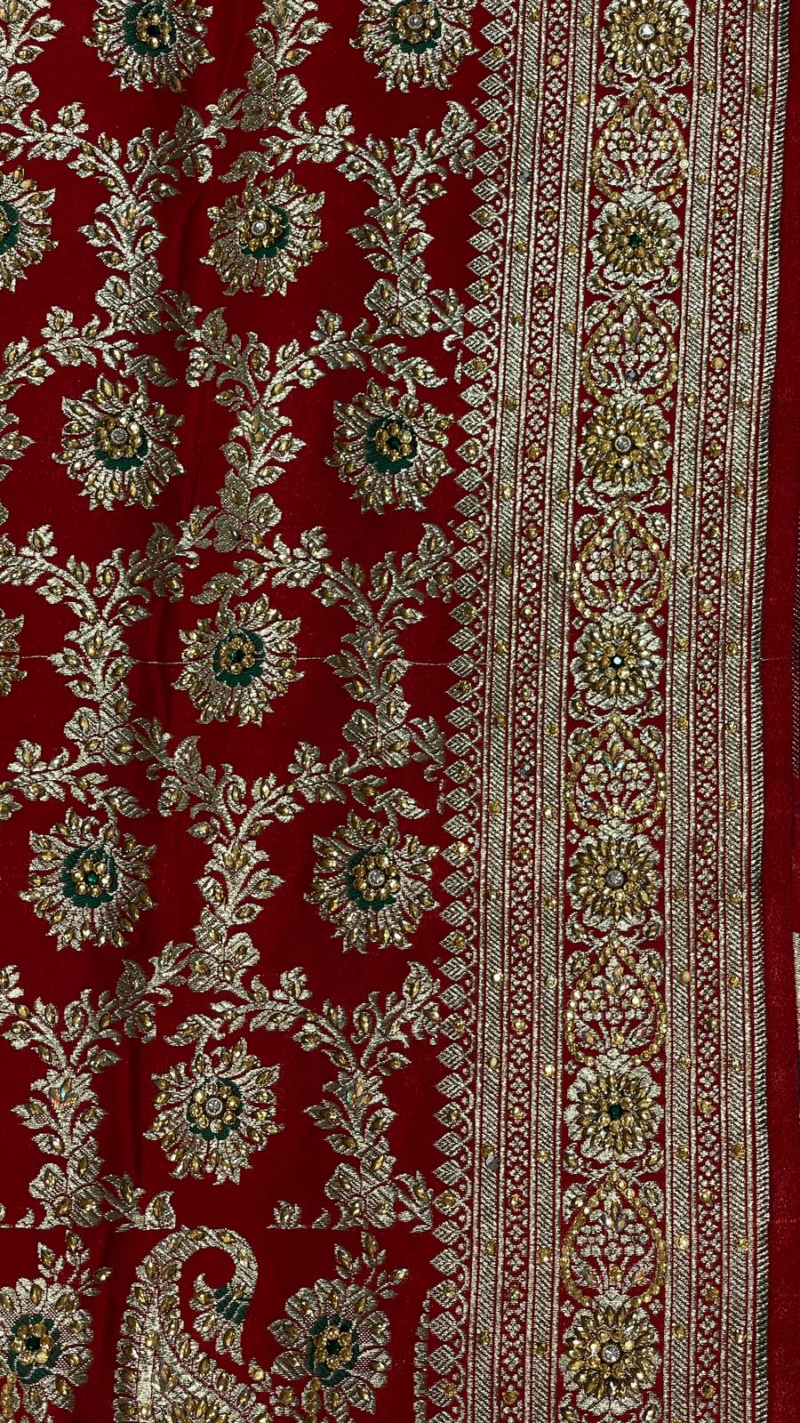 Faishana Presents Red Stone Work Golden Zari Mina Floral Booti Jaal with Paisley Mina Pallu Zari Border and Red Blouse Banarasi Saree