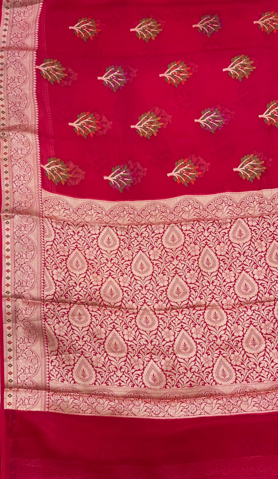 Faishana Pure Handloom Pink Chiffon Resham Floral Mina Zari Booti with Banarasi Zari Border and Pink Blouse&nbsp;
