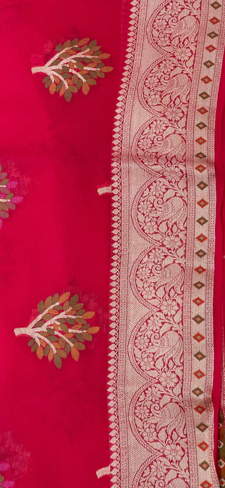 Faishana Pure Handloom Pink Chiffon Resham Floral Mina Zari Booti with Banarasi Zari Border and Pink Blouse&nbsp;