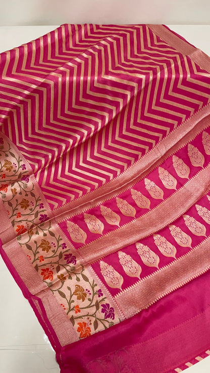 Faishana Pure Handloom Pink Chiffon Resham Zari Zig-Zag with Tilfi Mina Jaal Skirt Zari Border with Pink Blouse&nbsp;