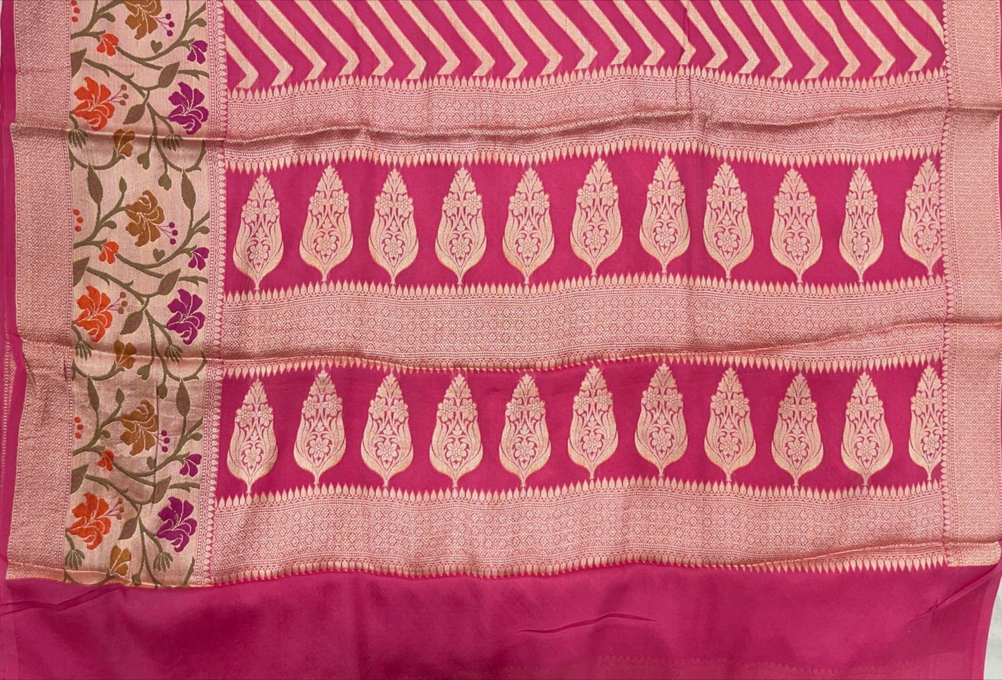 Faishana Pure Handloom Pink Chiffon Resham Zari Zig-Zag with Tilfi Mina Jaal Skirt Zari Border with Pink Blouse&nbsp;