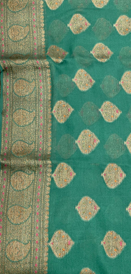 Faishana Pure Handloom Dark Green Chiffon Floral Mina Copper Zari Booti with Paisley Mina Zari Border with Dark Green Blouse&nbsp;